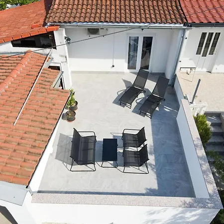 House Milan Pinezici (Krk)