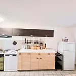 בית נופש House Milan Pinezići